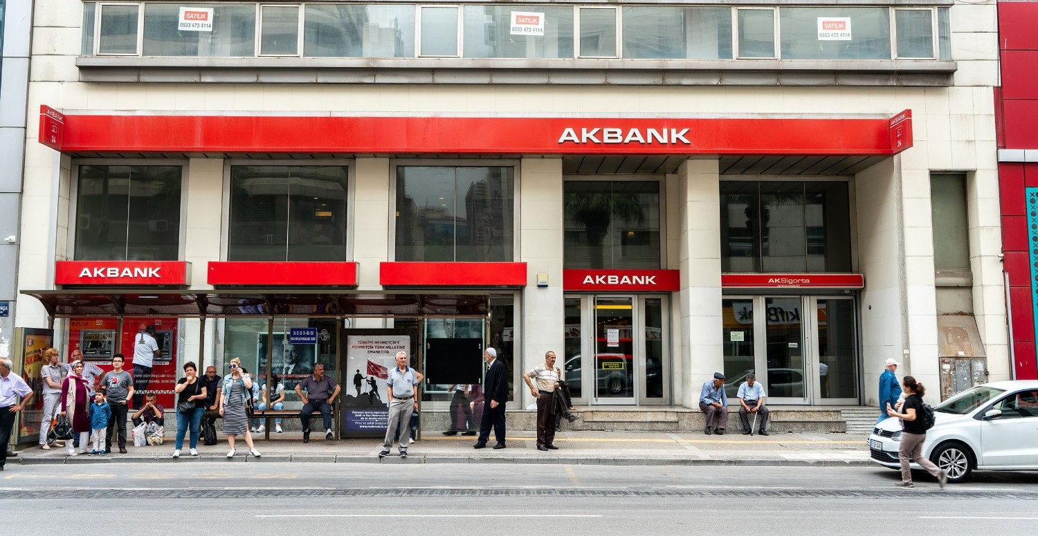 Akbank'ta vadeli vadesiz hesabı olanlar dikkat! 1250 TL para iadesi yapılacak: Tek şartı var 