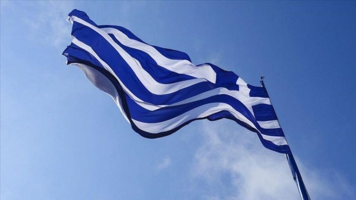 Yunanistan'da SYRIZA Genel Başkanlık Seçiminin İlk Sonuçları Açıklandı